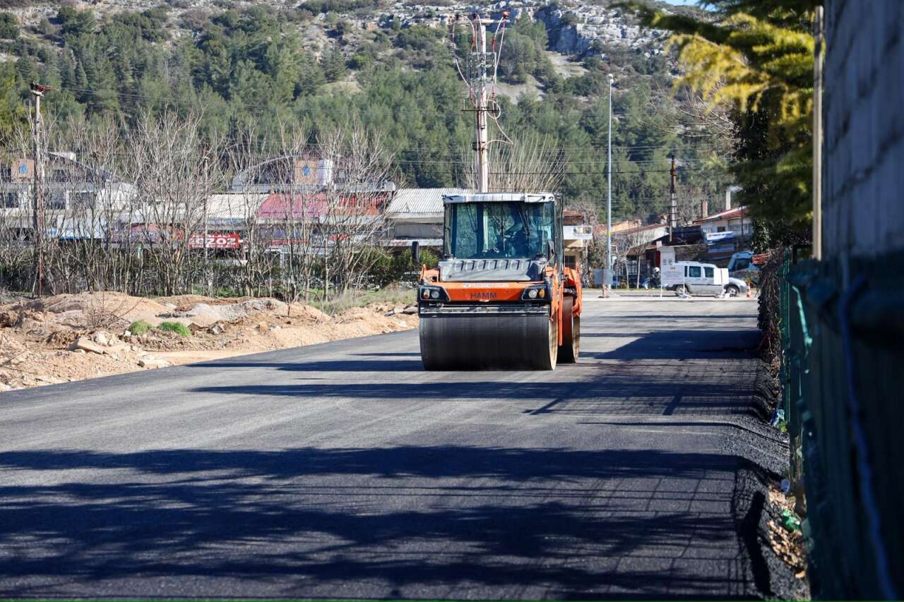 Menteşe Belediyesi’nden Kolejler Bölgesi’nde Üstyapı Çalışmaları Başladı 8